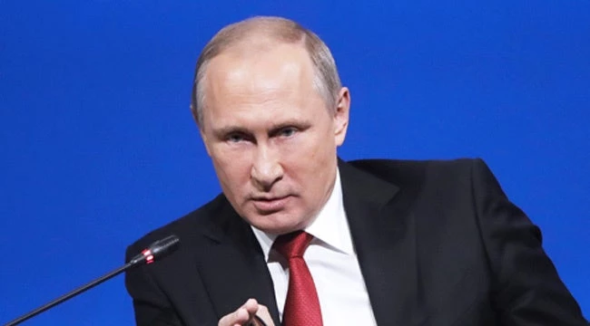 Ο Πούτιν λύνει τις απορίες των Ρώσων! Η προπαγάνδα, ο Τραμπ και ο διάδοχος που θα εκλεγεί από τον λαό